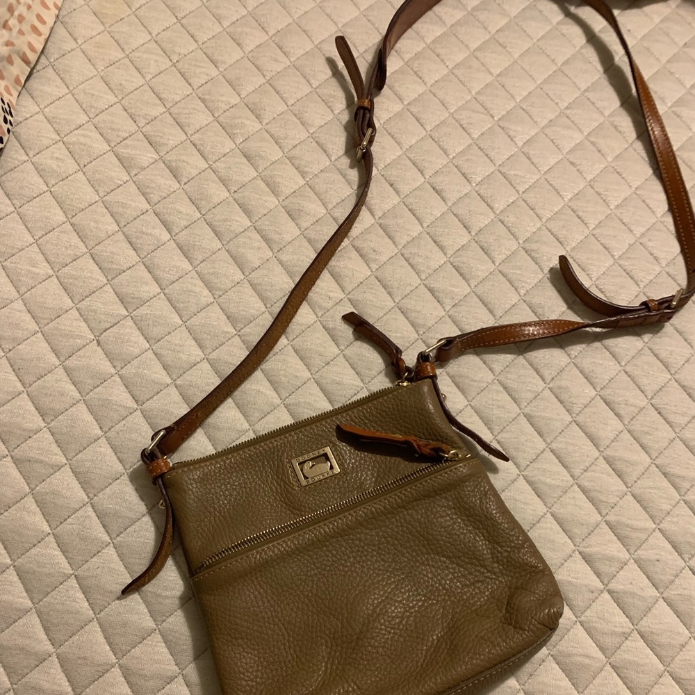 Dooney and Bourke cross body mixed brown purse